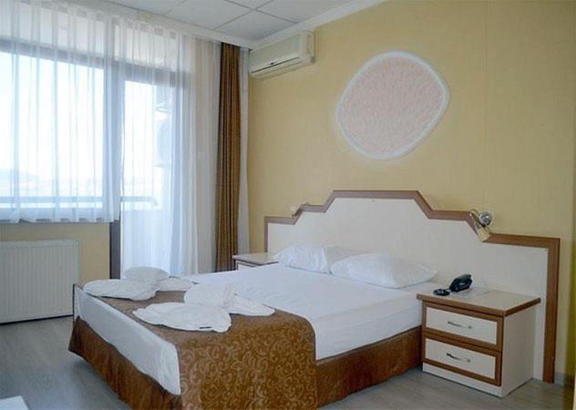 Ayvalik Palas Hotel Exterior foto