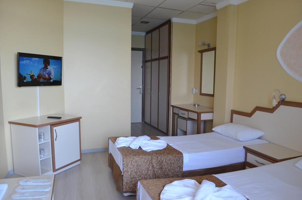 Ayvalik Palas Hotel Exterior foto